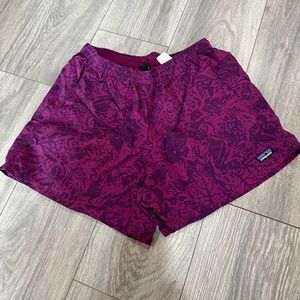 Patagonia Women’s Baggies Shorts 5”- Size M